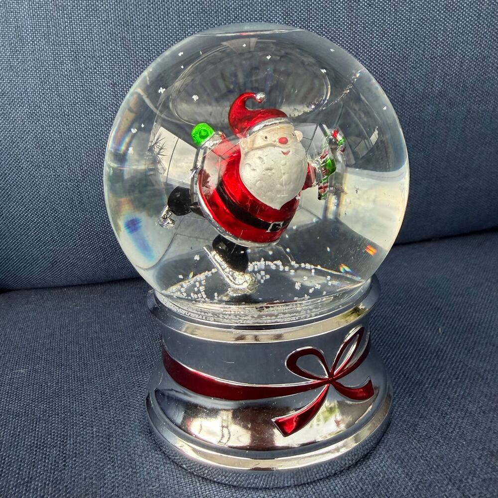 Slatkin The Perfect Christmas Ice Skating Santa Musical Snow Globe Rotating